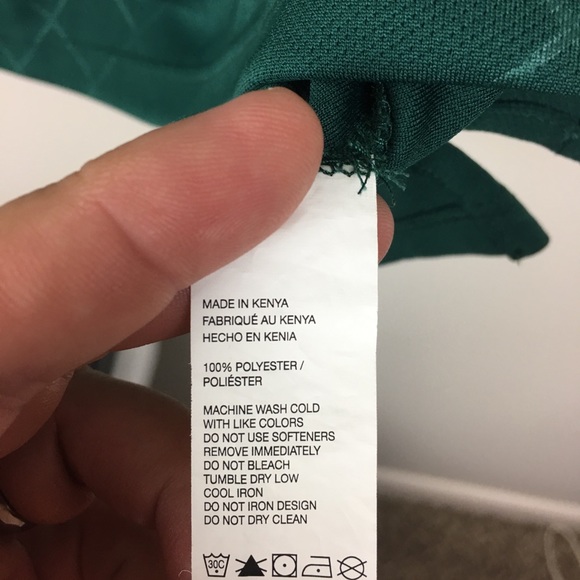 IZOD Long Steve Green Polo XL - Picture 3 of 5